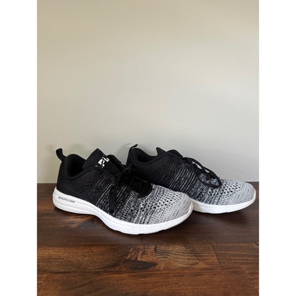 APL TechLoom Pro Women Running Shoes Black White Ombre Knit 1219XC Size 9 - Picture 2 of 5